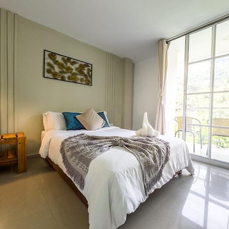 Montes De Beraka (Adults Only) Hotel Минка Екстериор снимка