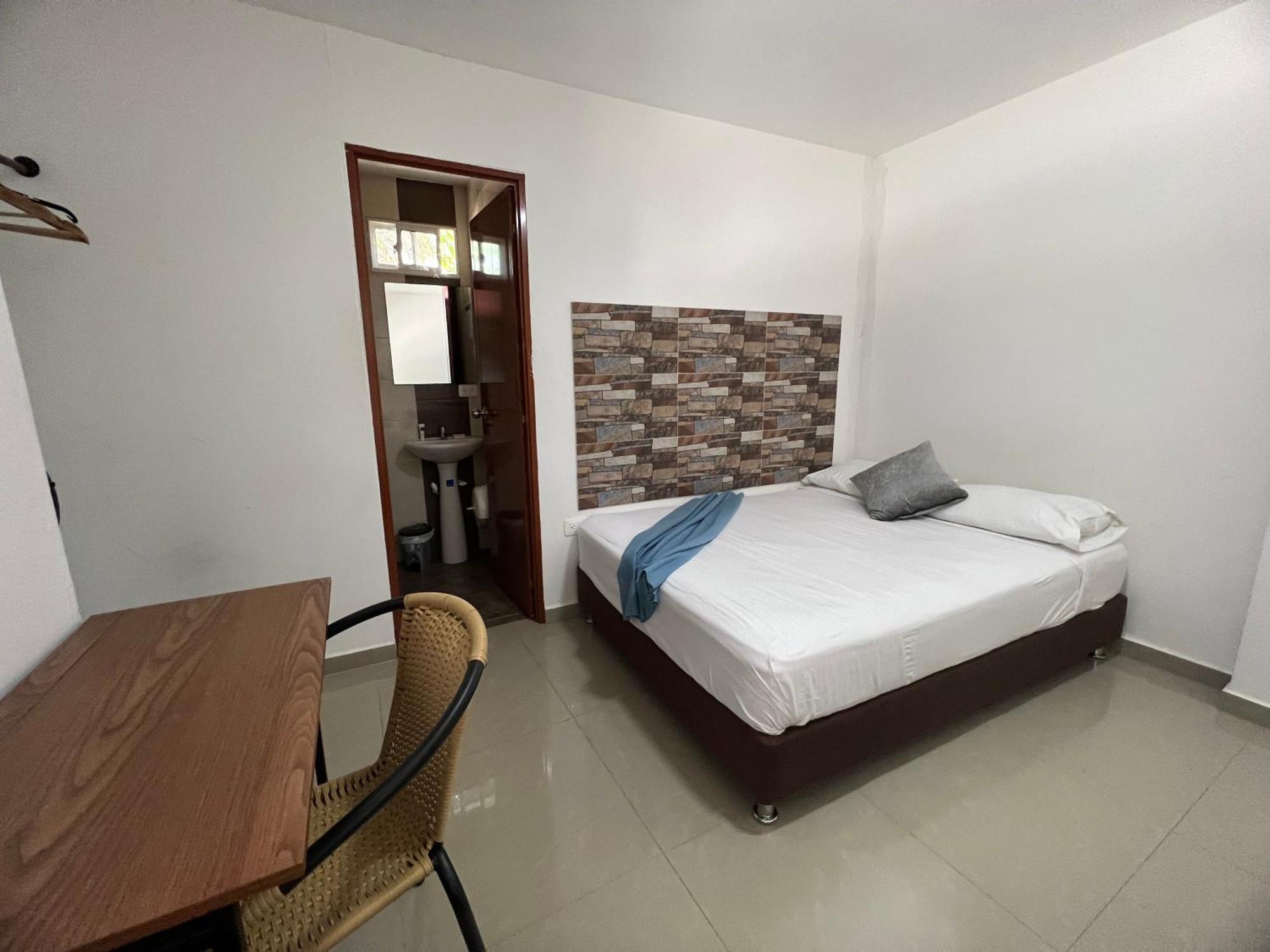 Montes De Beraka (Adults Only) Hotel Минка Екстериор снимка
