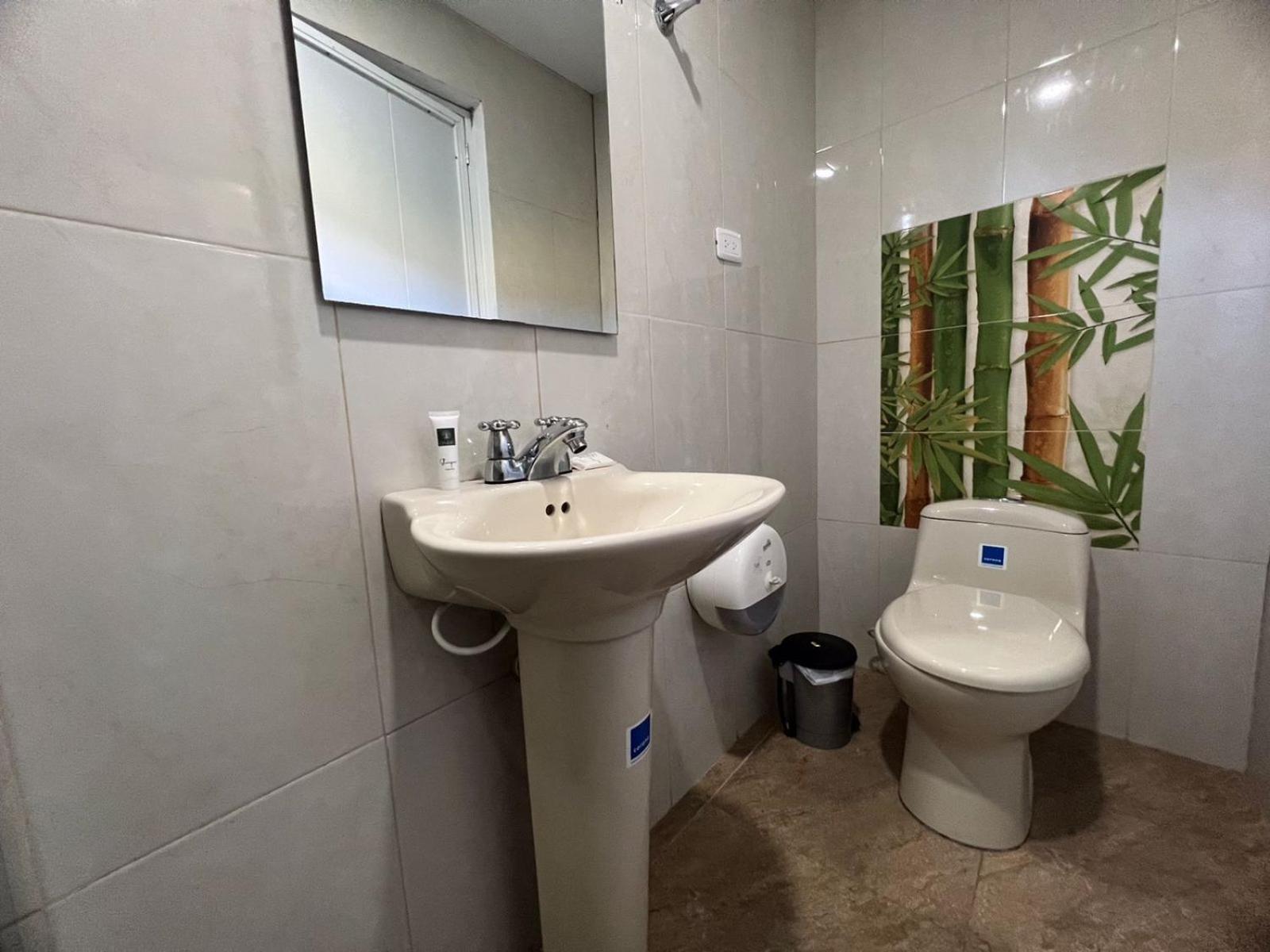Montes De Beraka (Adults Only) Hotel Минка Екстериор снимка